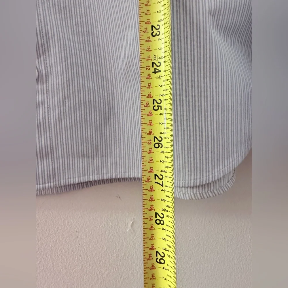 LULULEMON New Venture Classic Fit button up Shirt Blue Stripe - Picture 4 of 8